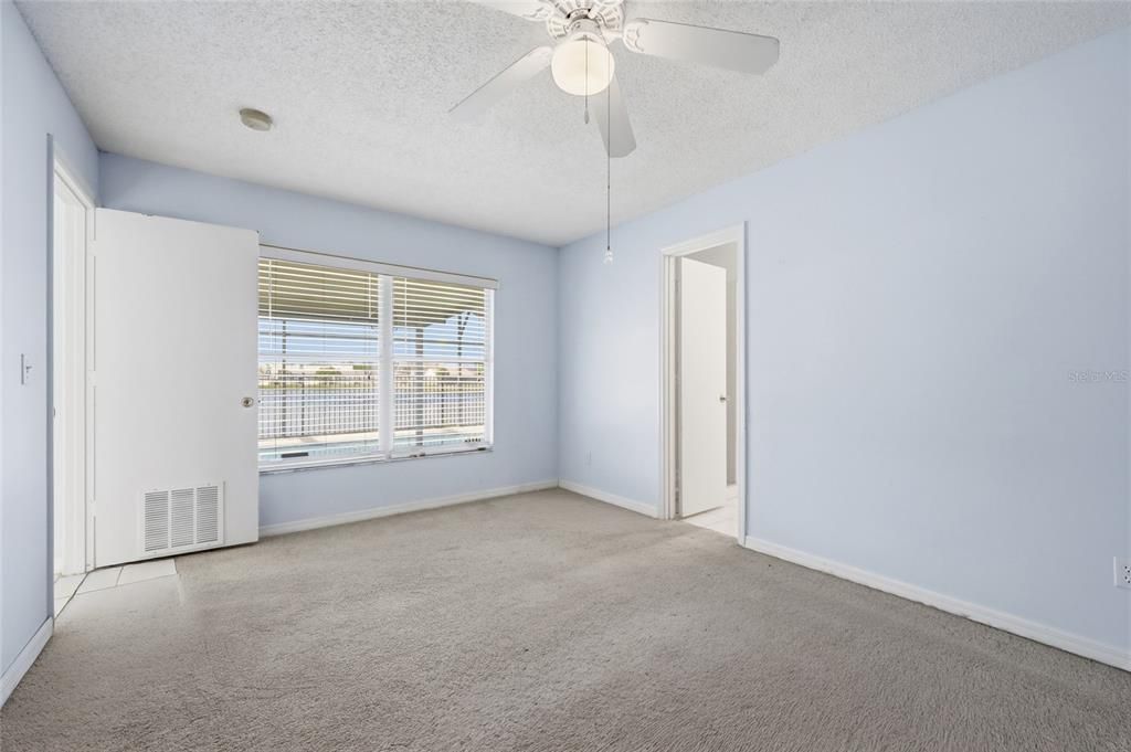 En Venta: $299,000 (3 camas, 2 baños, 1262 Pies cuadrados)