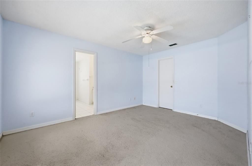 En Venta: $299,000 (3 camas, 2 baños, 1262 Pies cuadrados)