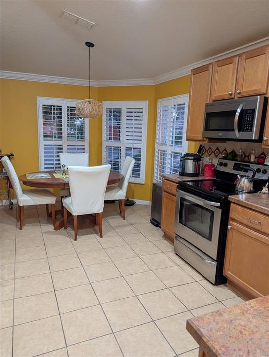 出租: $2,000 (2 贝兹, 2 浴室, 1507 平方英尺)