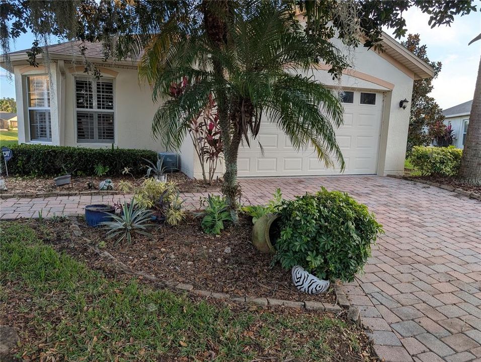 出租: $2,000 (2 贝兹, 2 浴室, 1507 平方英尺)