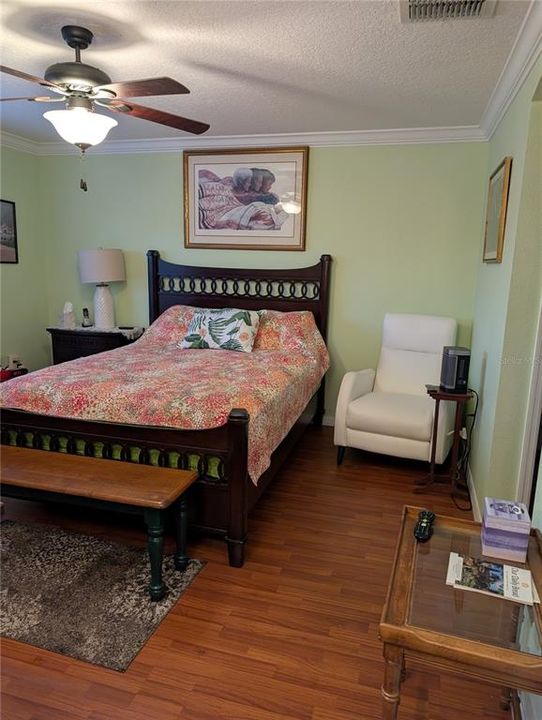 出租: $2,000 (2 贝兹, 2 浴室, 1507 平方英尺)