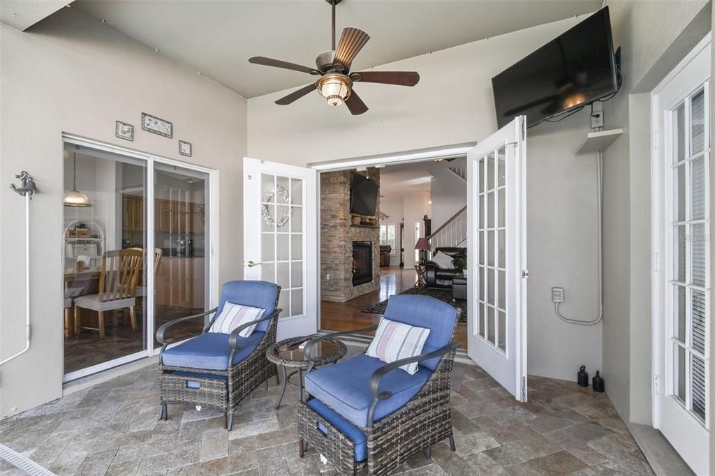 En Venta: $716,000 (6 camas, 3 baños, 3810 Pies cuadrados)