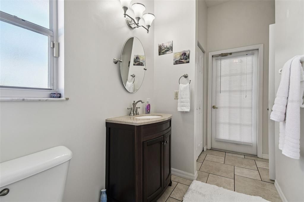 En Venta: $716,000 (6 camas, 3 baños, 3810 Pies cuadrados)