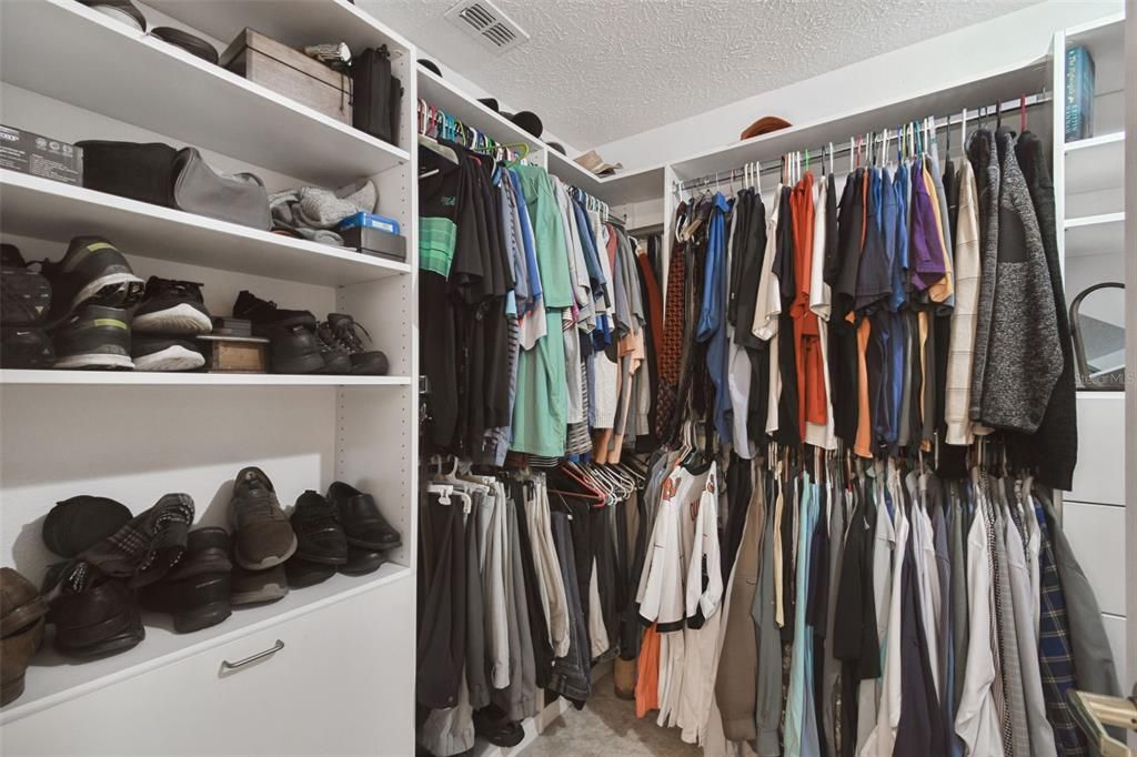 En Venta: $716,000 (6 camas, 3 baños, 3810 Pies cuadrados)