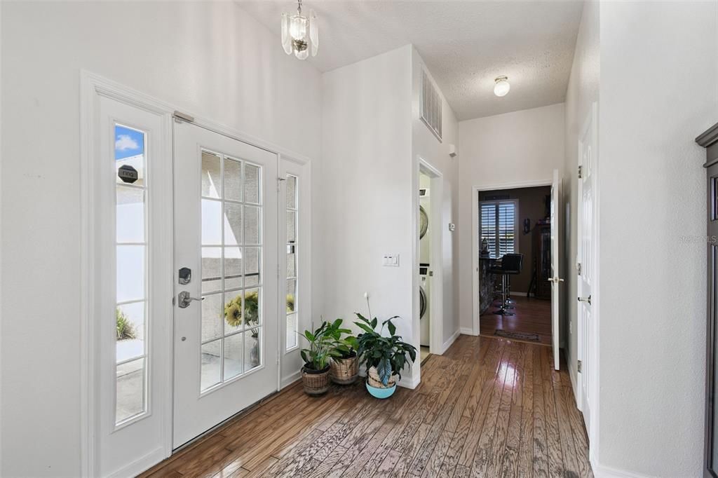 En Venta: $716,000 (6 camas, 3 baños, 3810 Pies cuadrados)