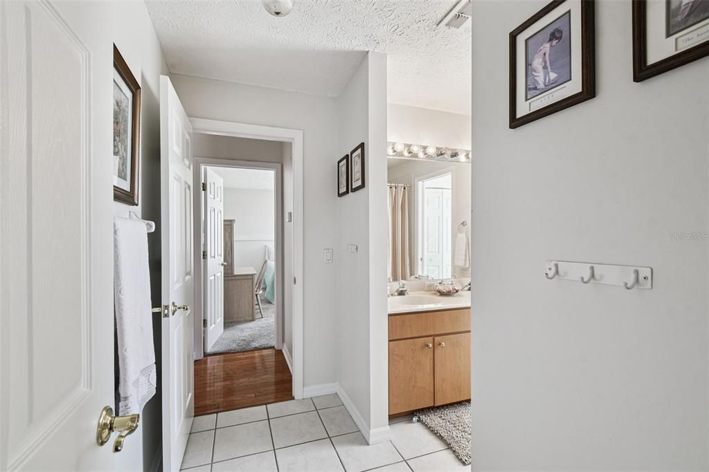 En Venta: $716,000 (6 camas, 3 baños, 3810 Pies cuadrados)