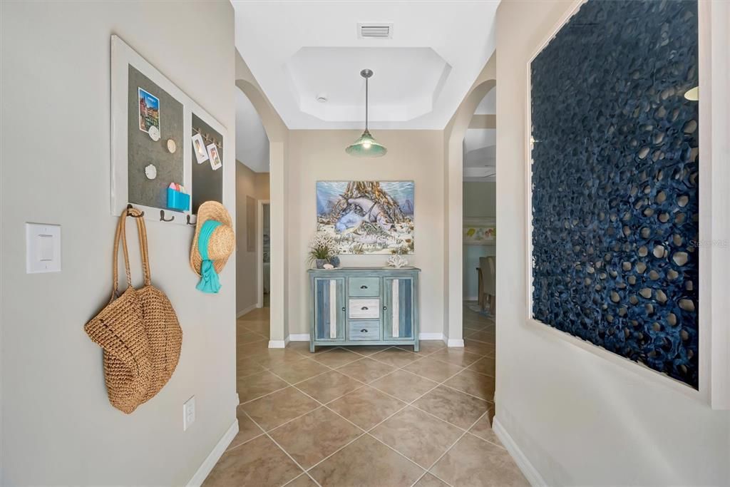 На продажу: $535,000 (3 спален, 2 ванн, 1748 Квадратных фут)