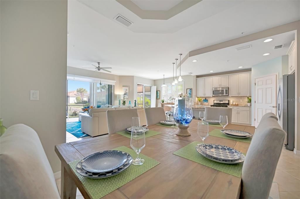 На продажу: $535,000 (3 спален, 2 ванн, 1748 Квадратных фут)