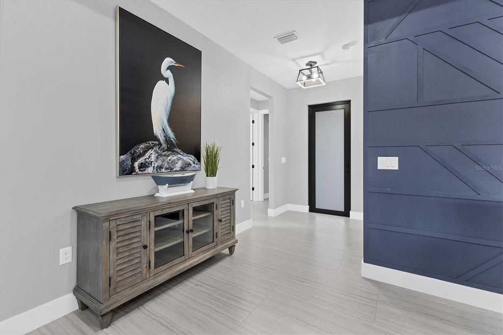 待售: $549,000 (4 贝兹, 2 浴室, 1933 平方英尺)