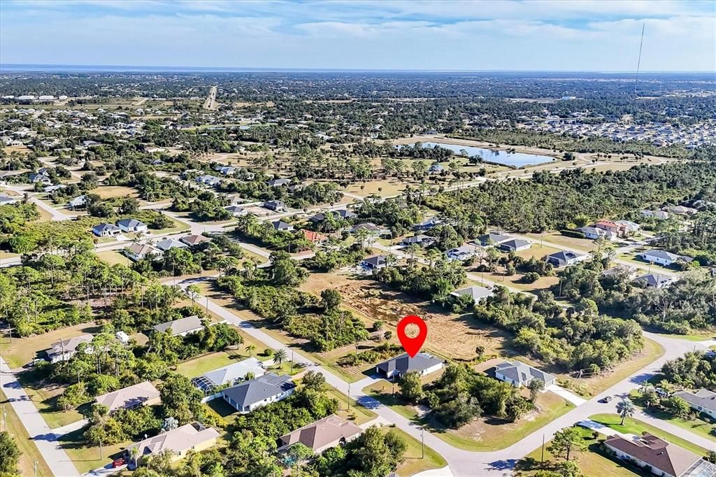 待售: $549,000 (4 贝兹, 2 浴室, 1933 平方英尺)