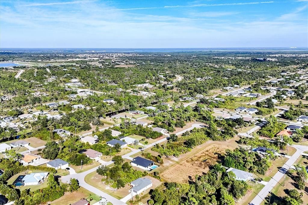 待售: $549,000 (4 贝兹, 2 浴室, 1933 平方英尺)