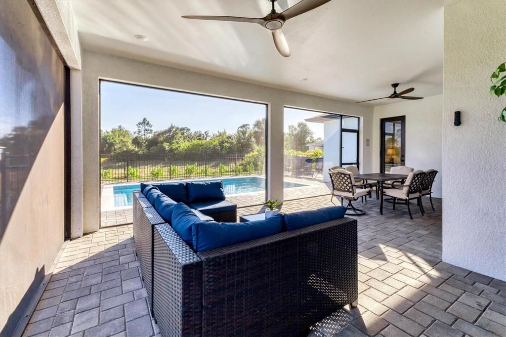 待售: $549,000 (4 贝兹, 2 浴室, 1933 平方英尺)