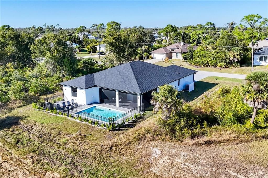 待售: $549,000 (4 贝兹, 2 浴室, 1933 平方英尺)