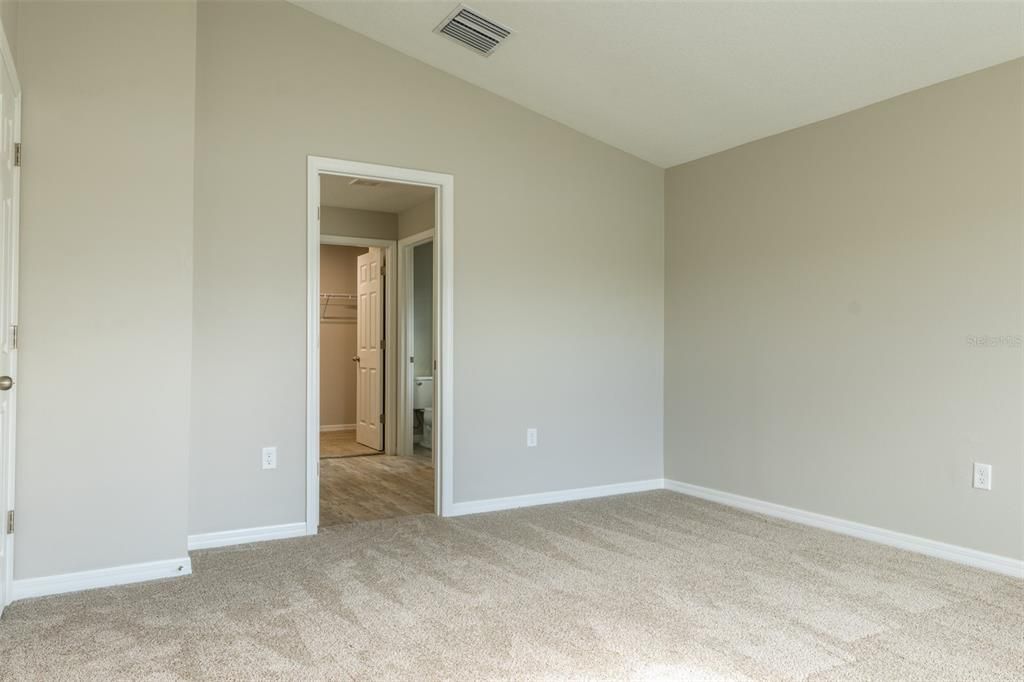 For Sale: $384,000 (4 beds, 2 baths, 1848 Square Feet)