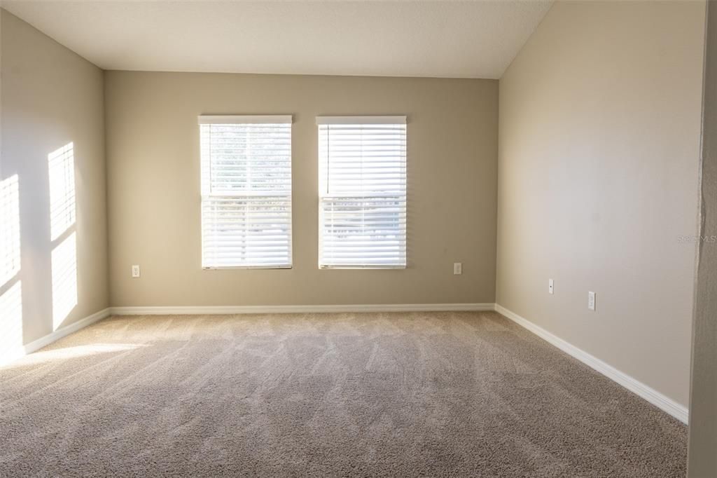 For Sale: $384,000 (4 beds, 2 baths, 1848 Square Feet)