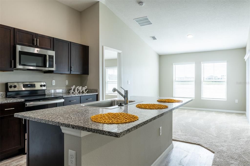 For Sale: $384,000 (4 beds, 2 baths, 1848 Square Feet)