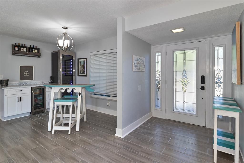 待售: $685,000 (2 贝兹, 2 浴室, 1344 平方英尺)