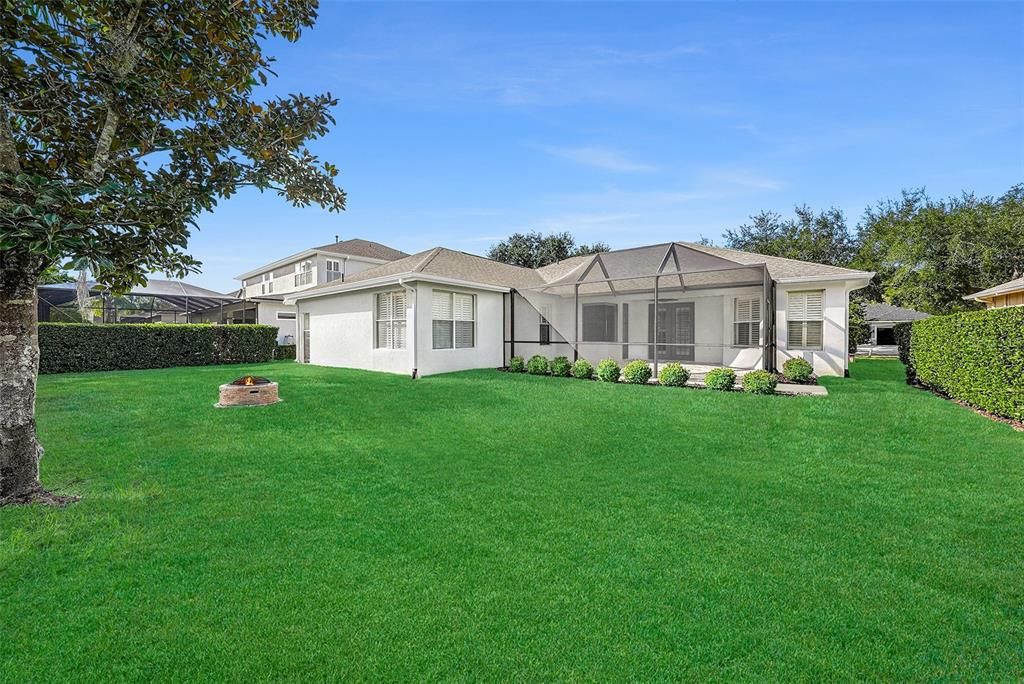 For Sale: $750,000 (4 beds, 2 baths, 2575 Square Feet)