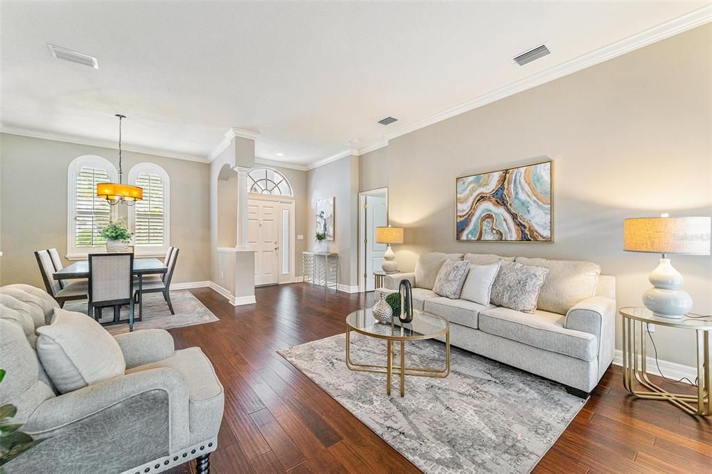 For Sale: $750,000 (4 beds, 2 baths, 2575 Square Feet)