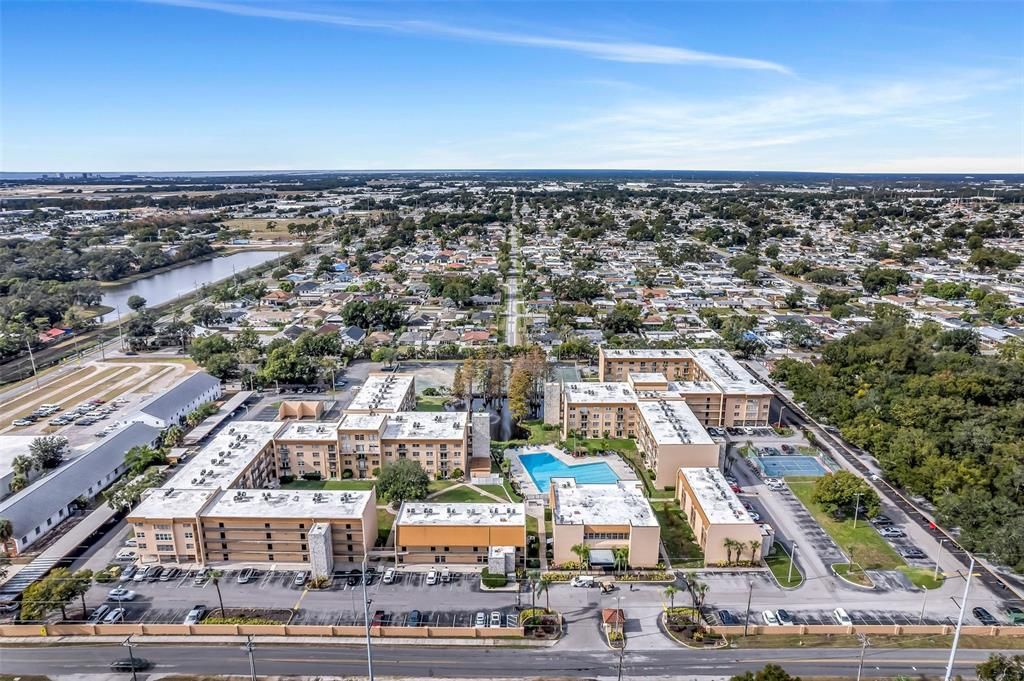 На продажу: $120,000 (1 спален, 1 ванн, 586 Квадратных фут)