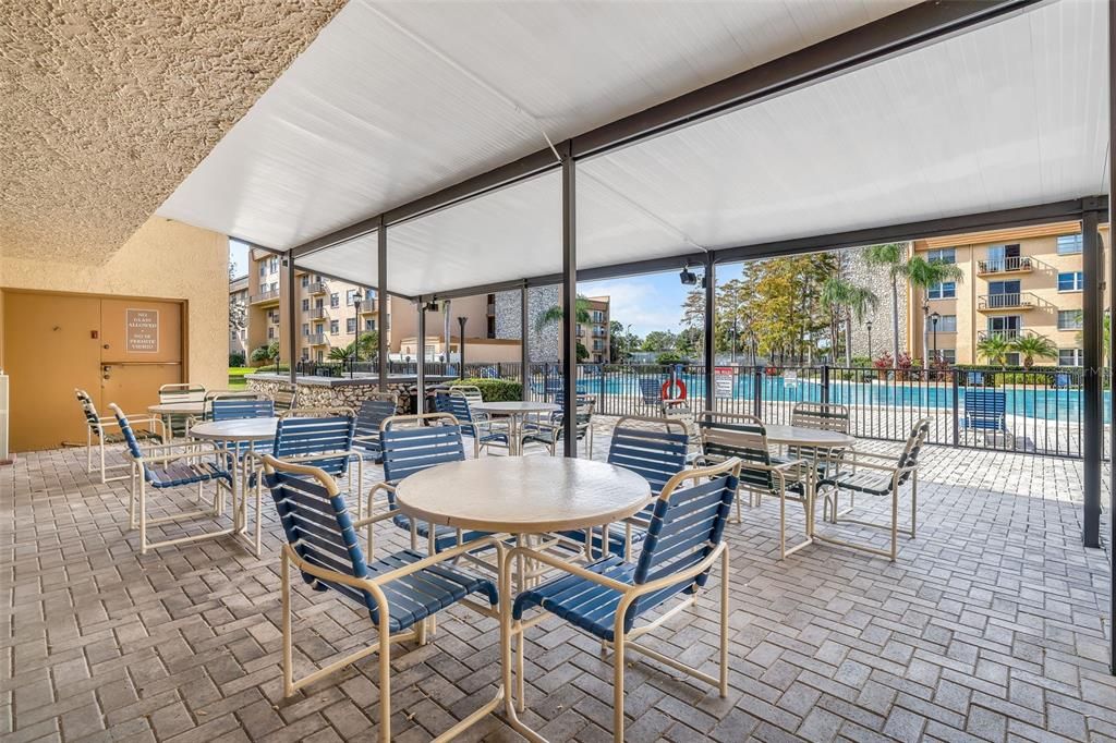 На продажу: $120,000 (1 спален, 1 ванн, 586 Квадратных фут)