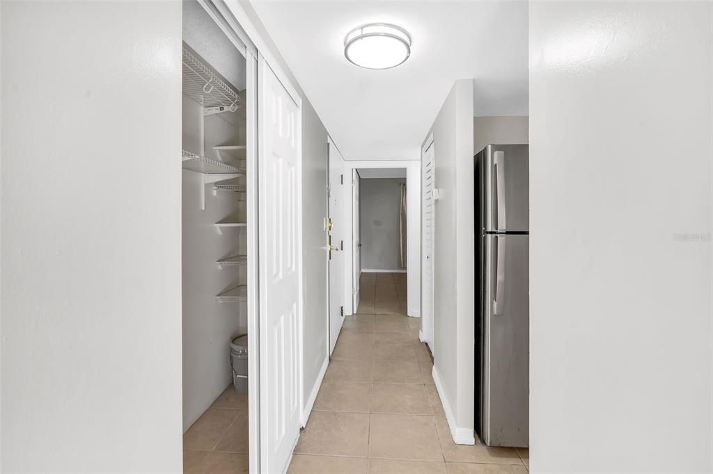 На продажу: $120,000 (1 спален, 1 ванн, 586 Квадратных фут)