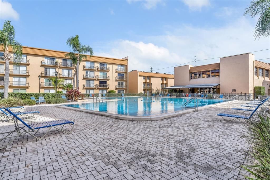 На продажу: $120,000 (1 спален, 1 ванн, 586 Квадратных фут)