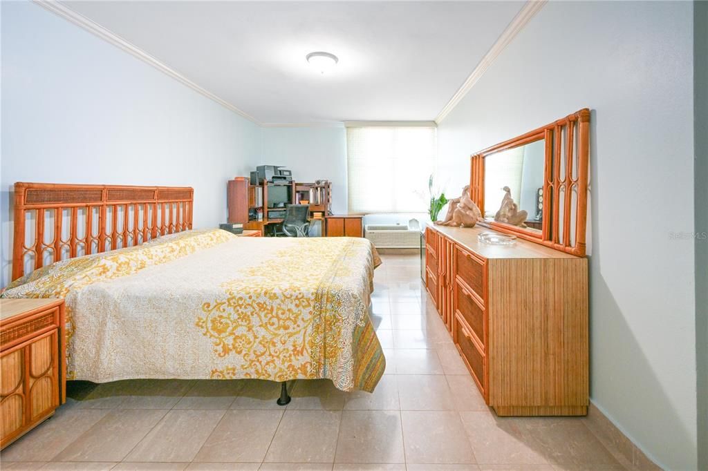 На продажу: $685,000 (2 спален, 1 ванн, 0 Квадратных фут)