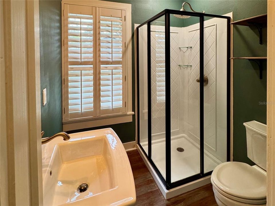 В аренду: $2,400 (2 спален, 2 ванн, 1432 Квадратных фут)