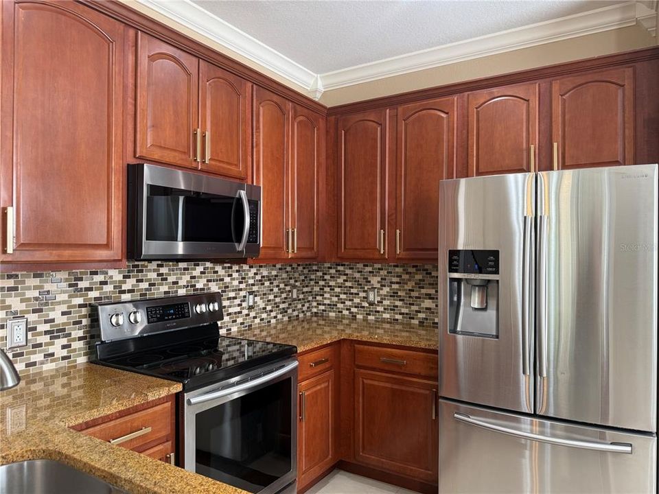 En Renta: $2,300 (3 camas, 2 baños, 1720 Pies cuadrados)