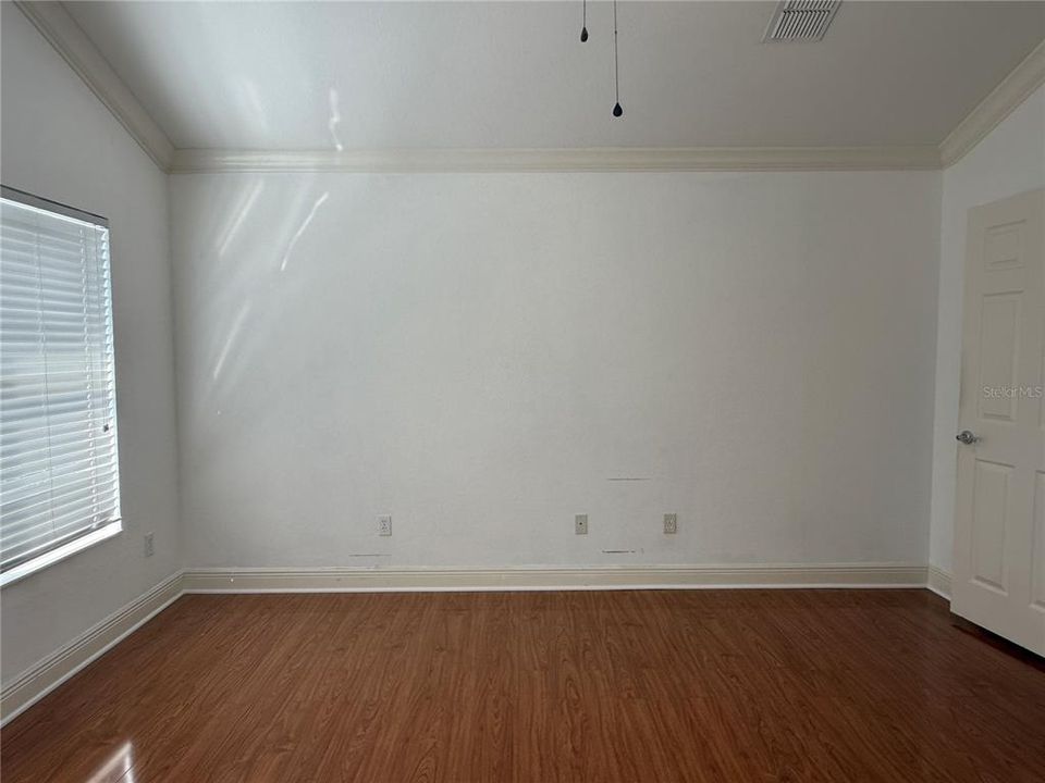 En Renta: $2,300 (3 camas, 2 baños, 1720 Pies cuadrados)