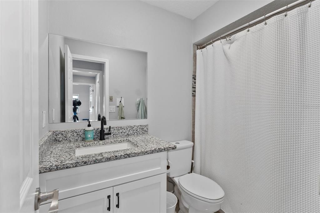 На продажу: $399,900 (3 спален, 3 ванн, 2089 Квадратных фут)