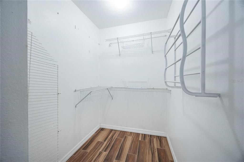 For Rent: $2,250 (3 beds, 2 baths, 1484 Square Feet)