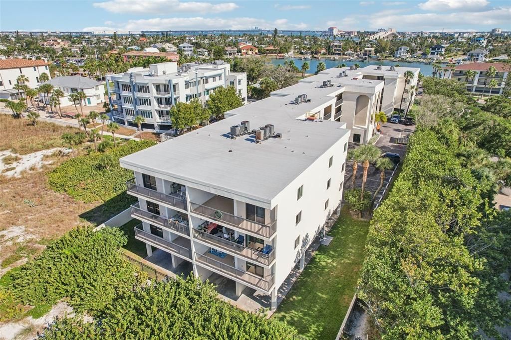 На продажу: $1,225,000 (3 спален, 2 ванн, 1345 Квадратных фут)