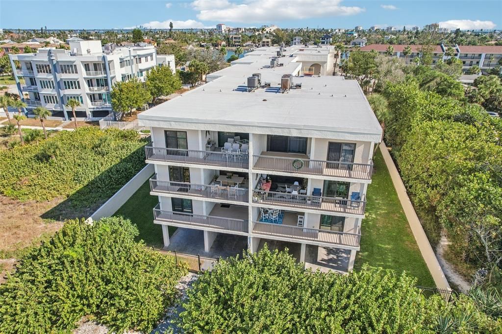 На продажу: $1,225,000 (3 спален, 2 ванн, 1345 Квадратных фут)