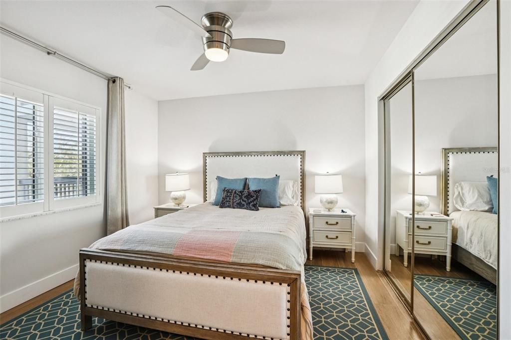 На продажу: $1,225,000 (3 спален, 2 ванн, 1345 Квадратных фут)