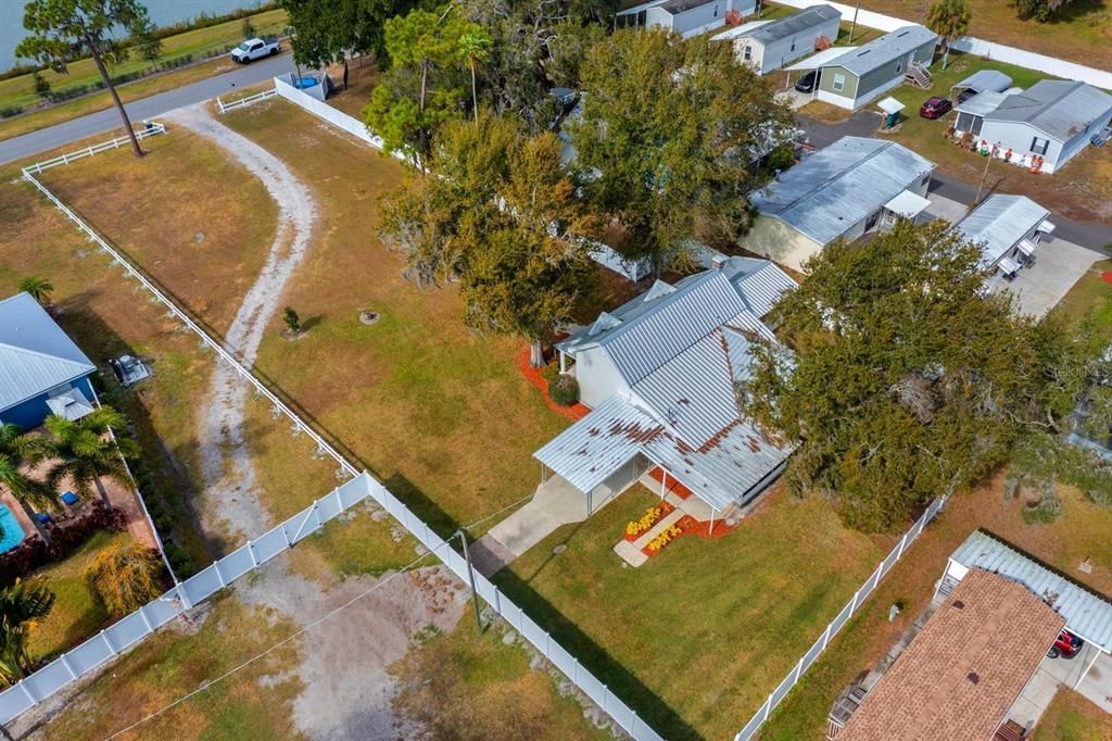 For Sale: $320,000 (3 beds, 1 baths, 1807 Square Feet)