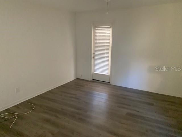 For Rent: $2,500 (3 beds, 2 baths, 1569 Square Feet)