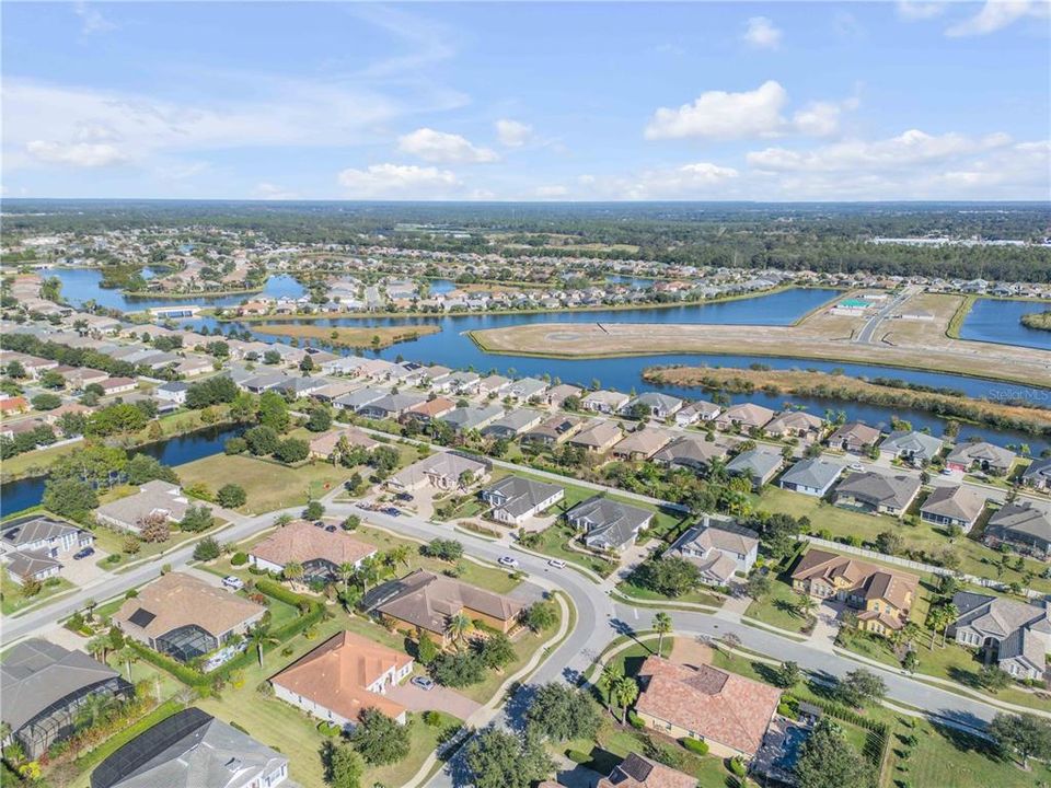 待售: $899,000 (4 贝兹, 3 浴室, 2632 平方英尺)