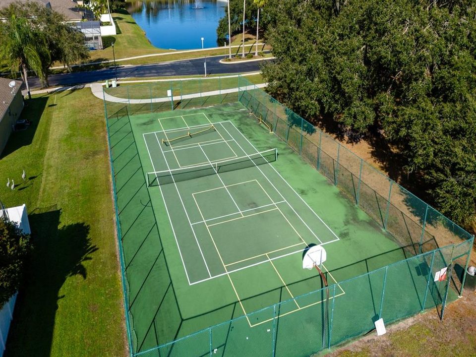 For Sale: $395,000 (3 beds, 2 baths, 2124 Square Feet)