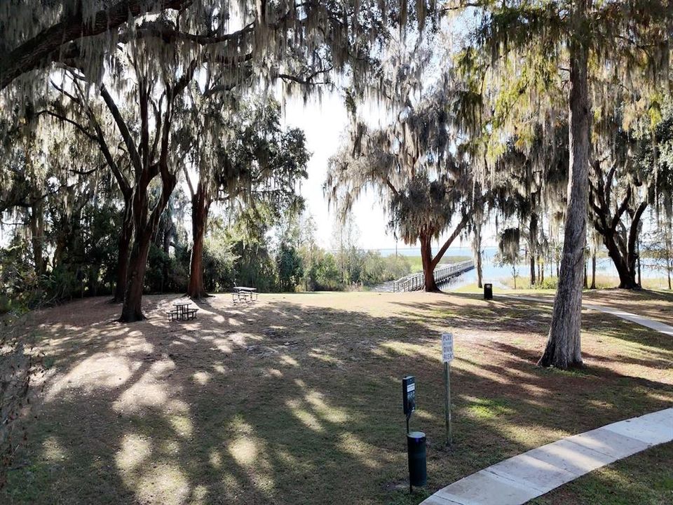 For Sale: $395,000 (3 beds, 2 baths, 2124 Square Feet)