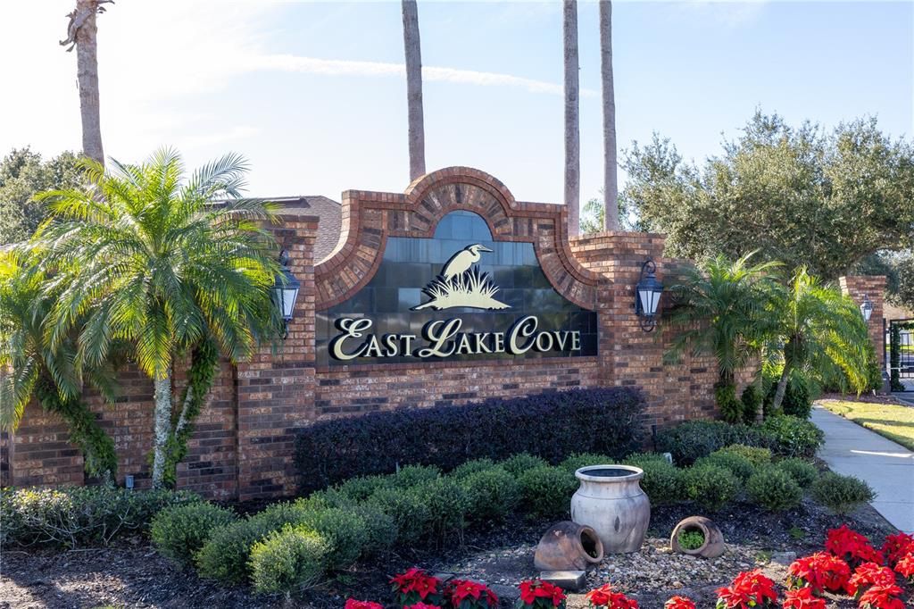 For Sale: $395,000 (3 beds, 2 baths, 2124 Square Feet)