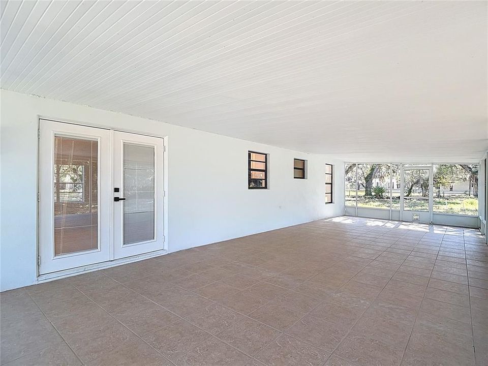 For Sale: $369,900 (3 beds, 2 baths, 1512 Square Feet)