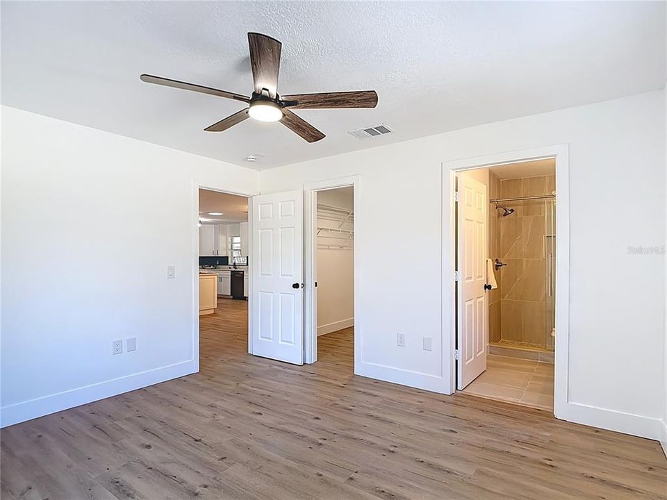 For Sale: $369,900 (3 beds, 2 baths, 1512 Square Feet)