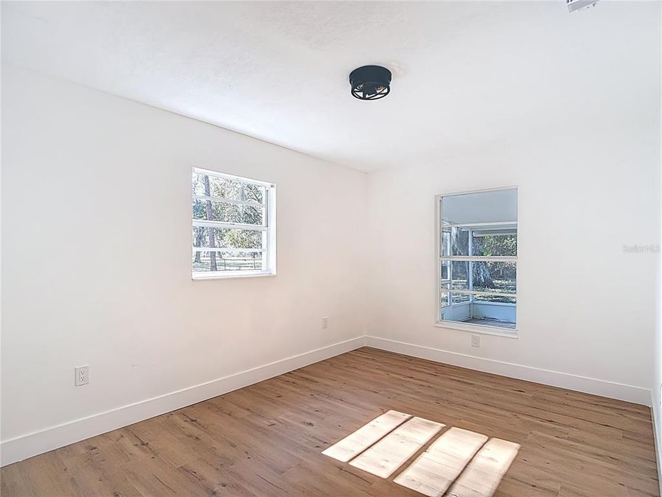 For Sale: $369,900 (3 beds, 2 baths, 1512 Square Feet)