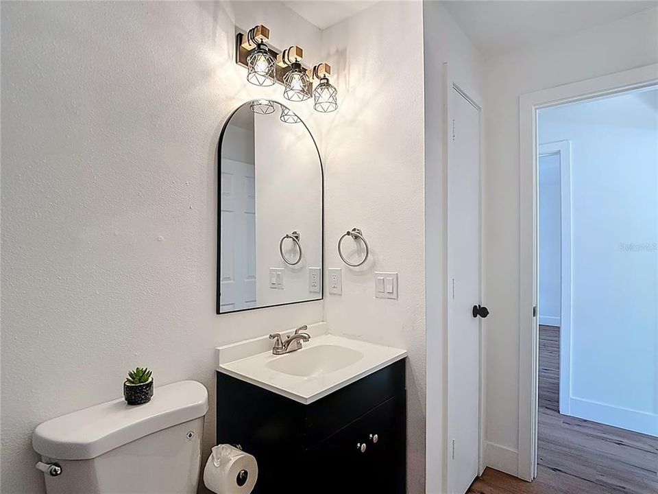 For Sale: $369,900 (3 beds, 2 baths, 1512 Square Feet)