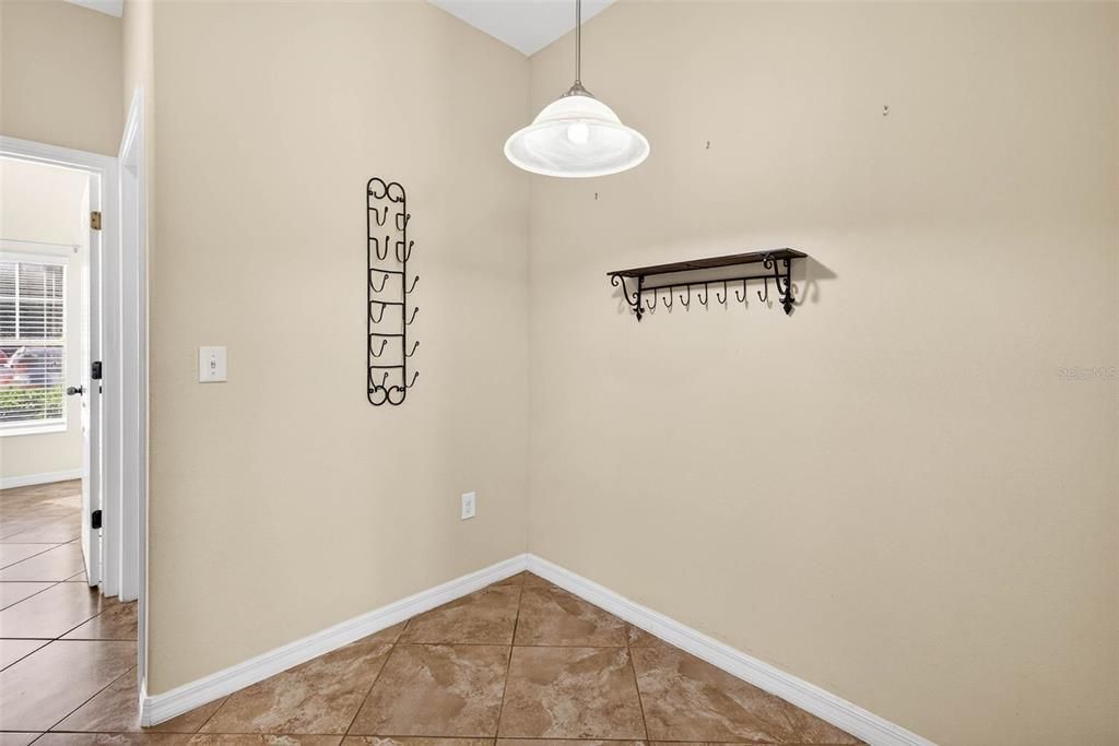 В аренду: $2,200 (4 спален, 3 ванн, 1612 Квадратных фут)