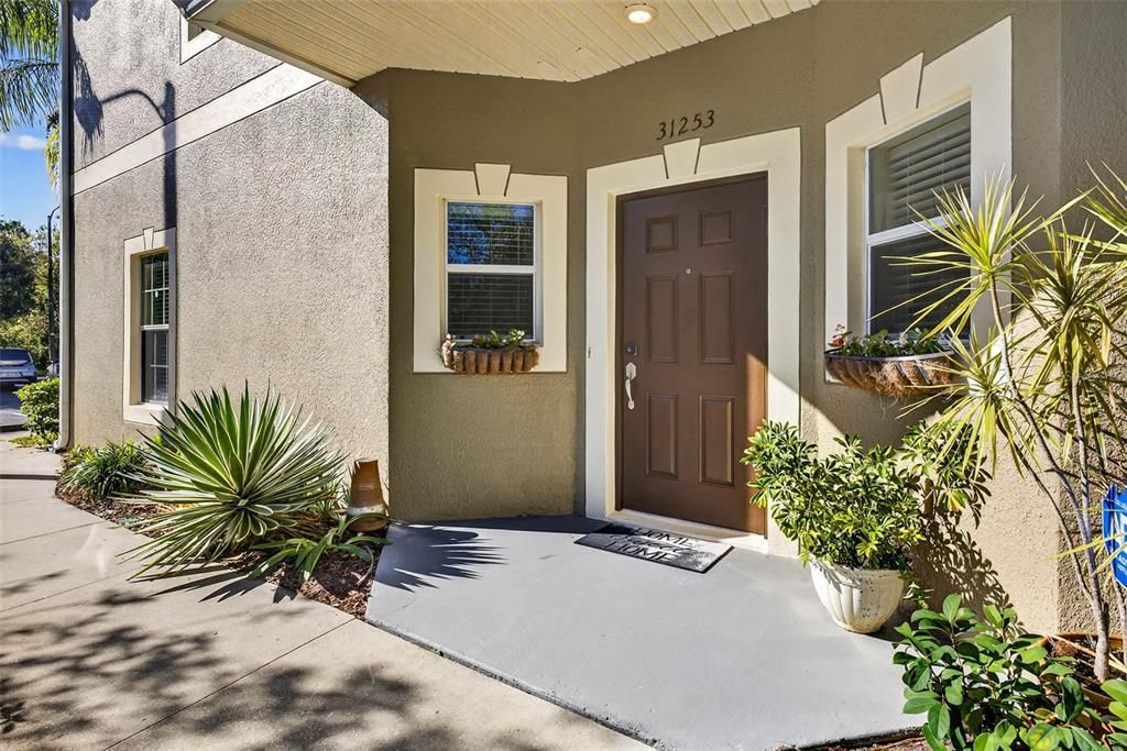 В аренду: $2,200 (4 спален, 3 ванн, 1612 Квадратных фут)