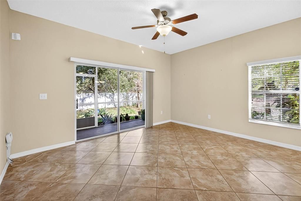 В аренду: $2,200 (4 спален, 3 ванн, 1612 Квадратных фут)