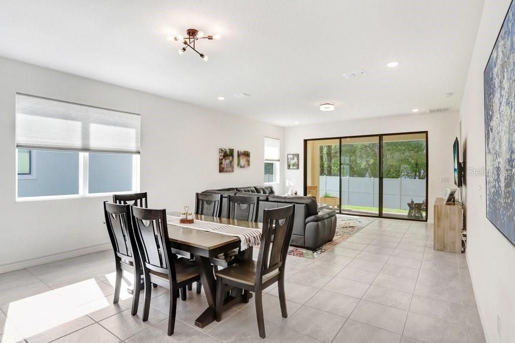 En Venta: $346,900 (3 camas, 2 baños, 1584 Pies cuadrados)